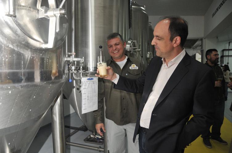 “Trabajamos para potenciar los proyectos de emprendedores santafesinos”