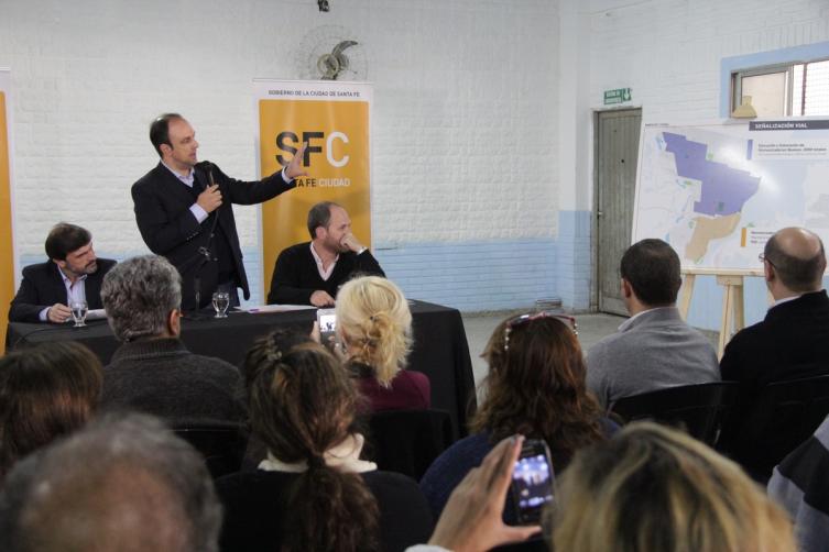 Se licitaron los trabajos para renovar y confeccionar carteles nomencladores