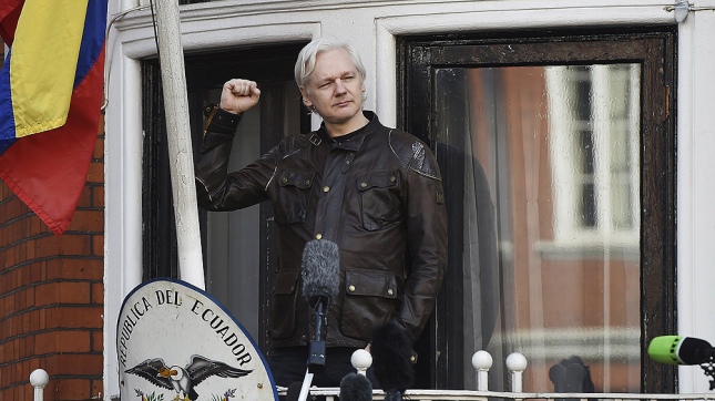La Fiscalía sueca cerró la investigación contra Assange por violación