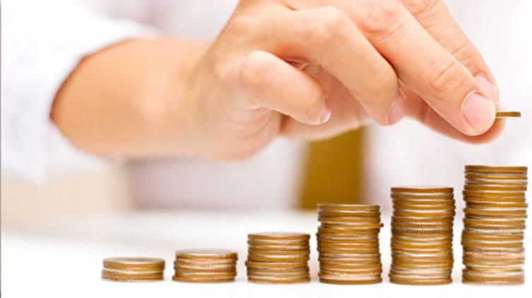 Dujovne estimó que la inflación de mayo será