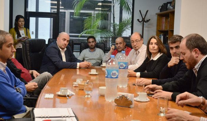 Concejales se reunieron con funcionarios y comerciantes