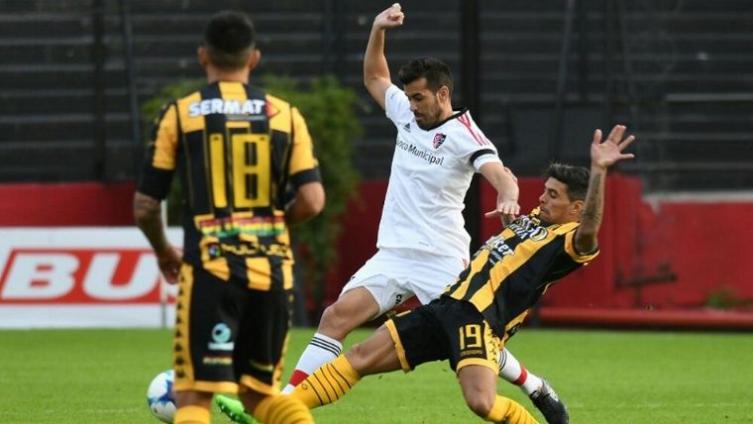 NEWELL´S SIN SCOCCO Y SIN PÚBLICO JUEGA ANTE OLIMPO