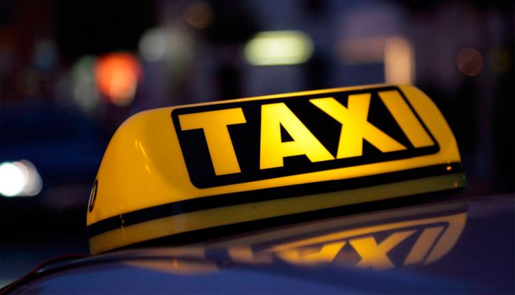 Taxistas se reúnen con autoridades provinciales