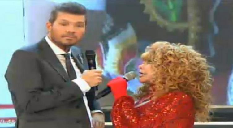 ENFURECIDA LA TIGRESA DE ORIENTE RENUNCIÓ AL BAILANDO POR SU PUNTAJE (video)