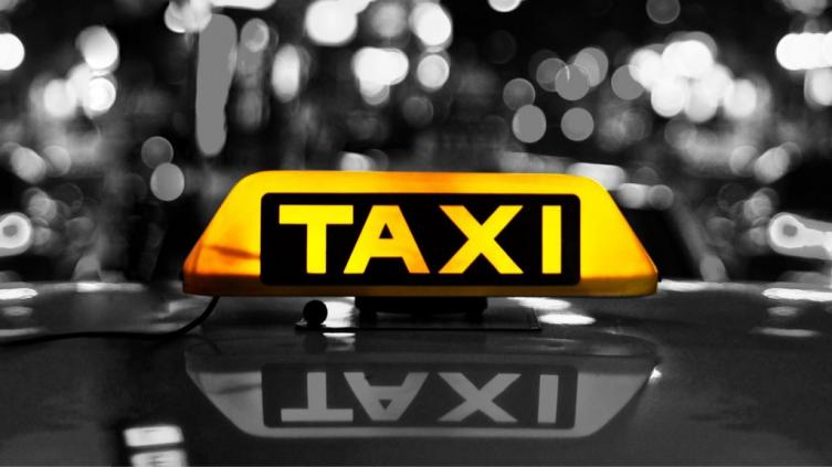 Dos taxis robados durante la noche