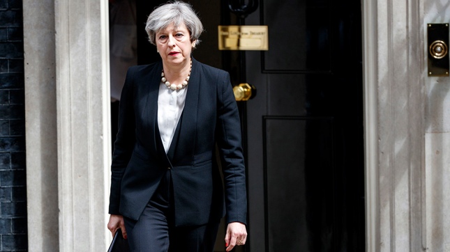 May propone cambiar las leyes de