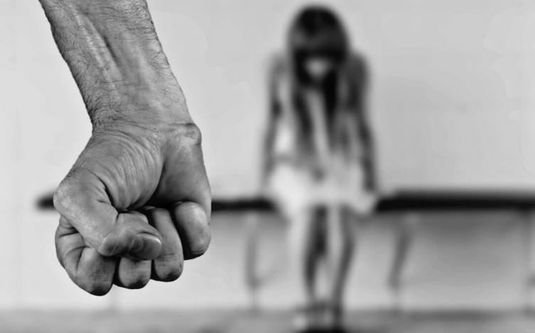 Preventiva para un joven por violencia de género