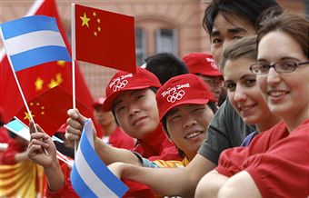 Entró en vigor el visado de diez años para chinos en la Argentina