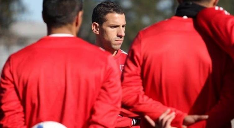 MAXI NO JUEGA Y FORMICA POR AMOROSO EN NEWELLS