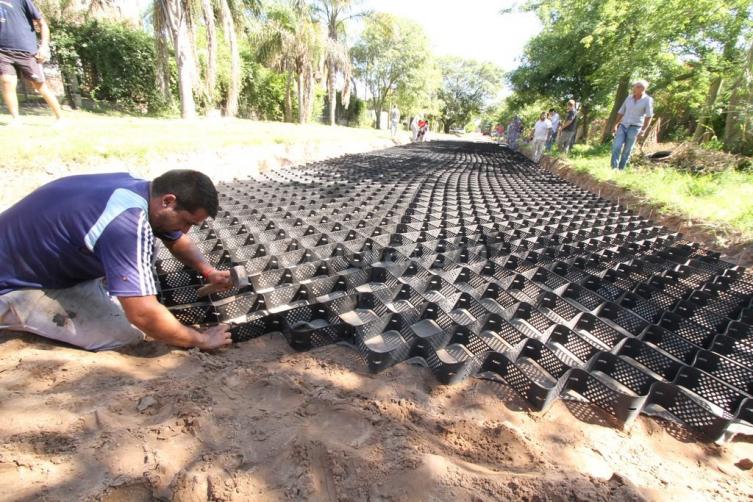 Se avanza en la colocación de geoceldas 