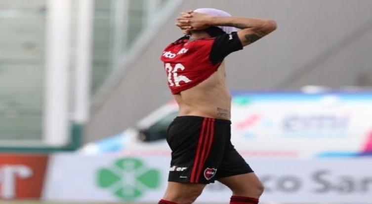 NEWELL’S NO PODRÍA ADQUIRIR JUGADORES EN EL RECESO