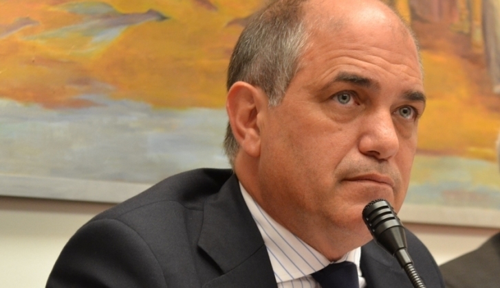 Simoniello renuncia a la banca para trabajar en el gobierno provincial