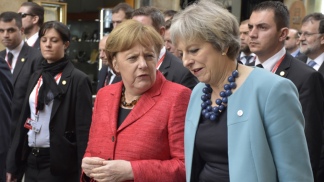 Merkel recibió a socios europeos para consensuar estrategia ante Trump