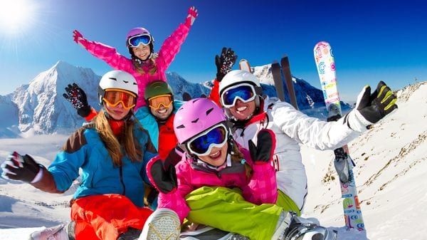 Vacaciones: cinco centros de esquí para divertirse en la nieve