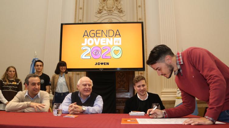 Santa Fe presentó la “Agenda Joven 2020”