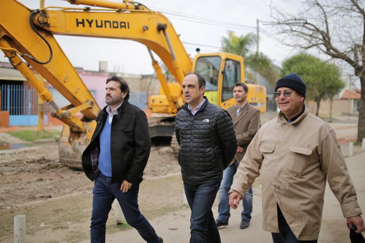 Nación y Municipio avanzan en la pavimentación de calles 