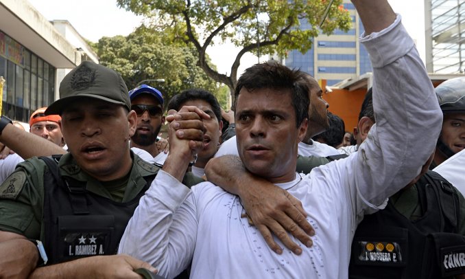 Leopoldo López pasó a arresto domiciliario