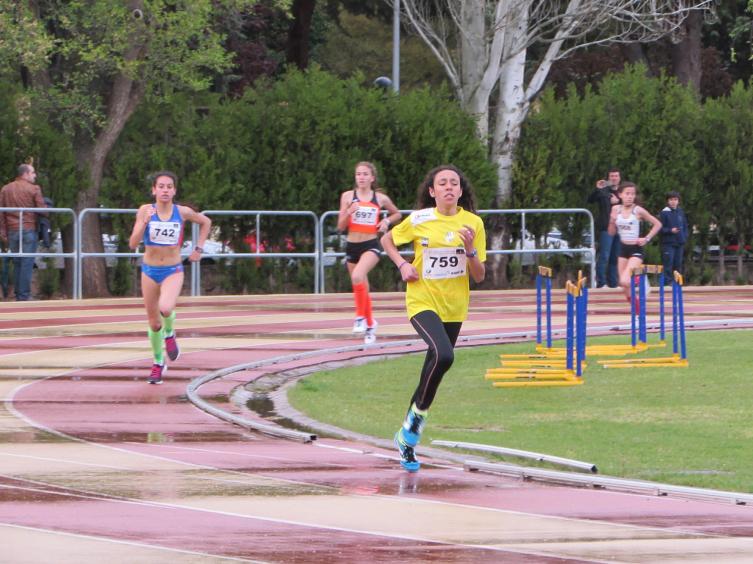 Buscan crear una Escuela Municipal de Atletismo