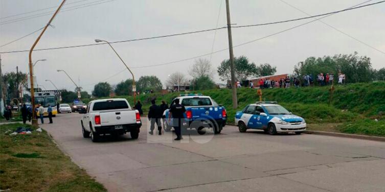 Policía mató a un ladrón que intentó asaltar en un colectivo