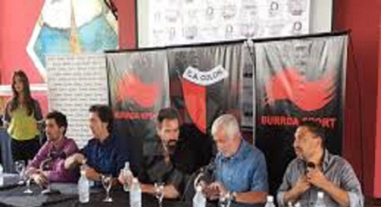 COLÓN PIENSA EN UN ARQUERO, PERO PUEDEN CERRAR CON UN DELANTERO