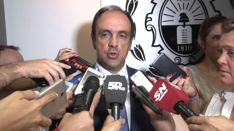 “Parte de la deuda le pertenece a los municipios”