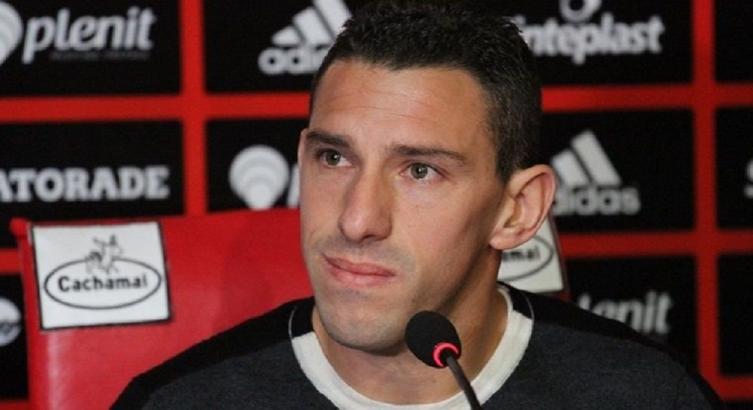 UNA VOZ DEL “CÍRCULO ÍNTIMO” DE MAXI EXPLICÓ SU SALIDA