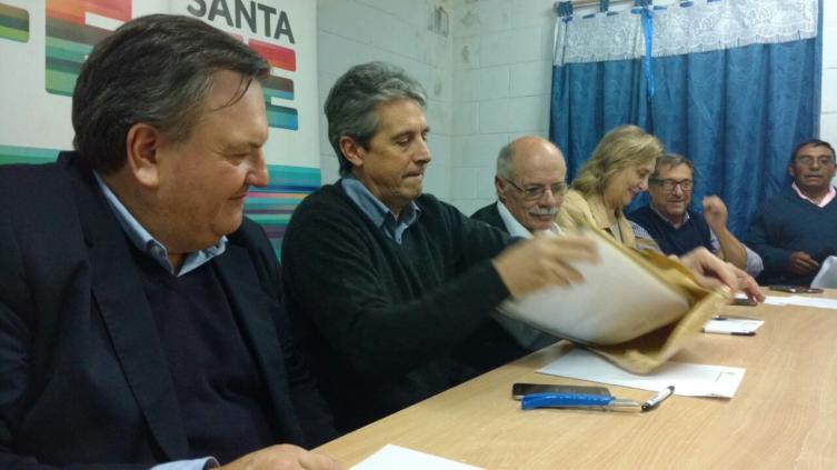 10 ofertas para la obra del Acceso a Colonia Clara