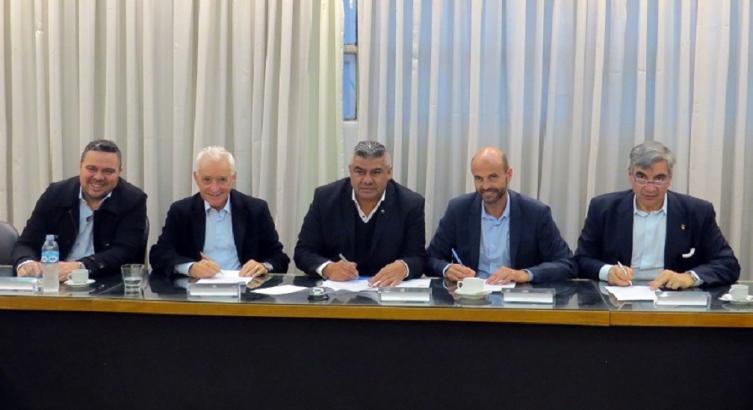LOS DETALLES DE UNA REUNIÓN CLAVE PARA EL ARRANQUE DEL FÚTBOL