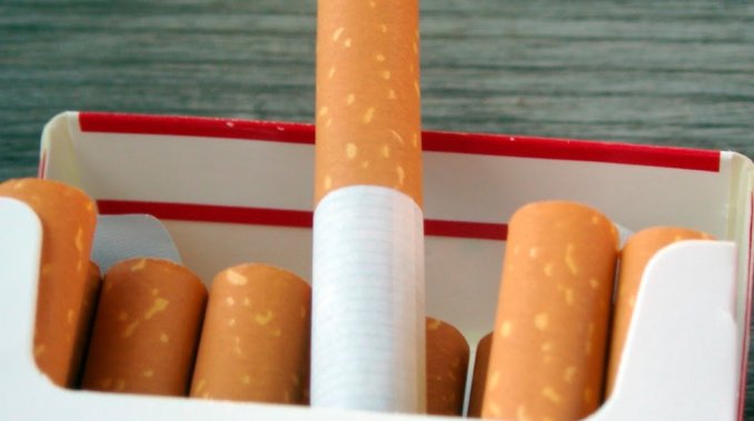 Por el fuerte aumento de precios, sigue en caída la venta de cigarrillos