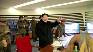 Corea del Norte moviliza a su pueblo mientras China pide contención a EEUU