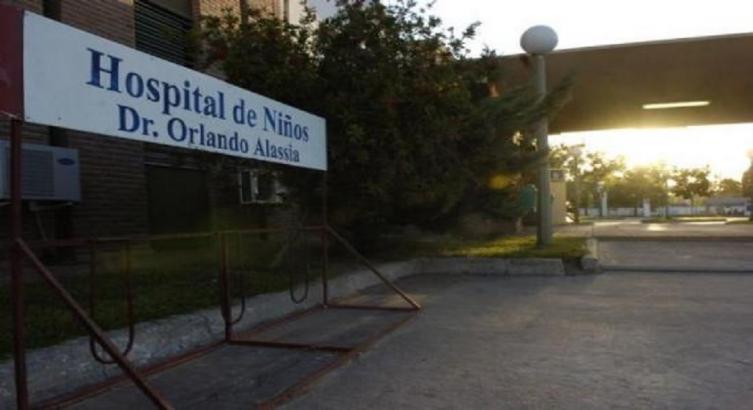 El bebé que recibió un balazo en su ojo está grave 