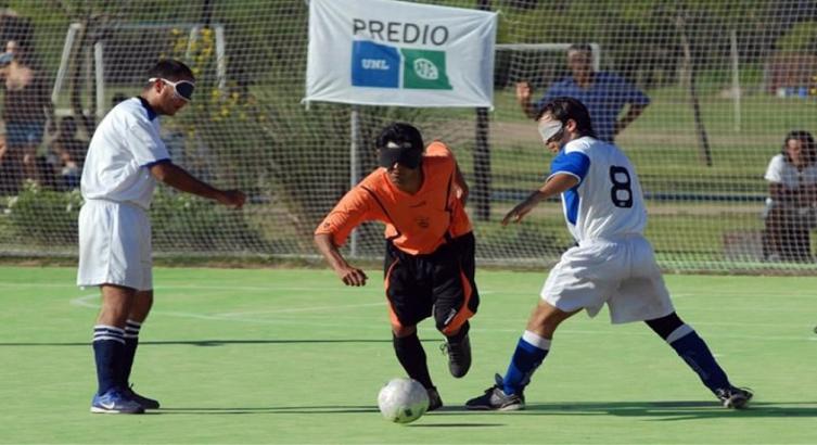 FÚTBOL 5 PARA CIEGOS: LOS BÚHOS GANARON Y SON ESCOLTAS EN SU ZONA