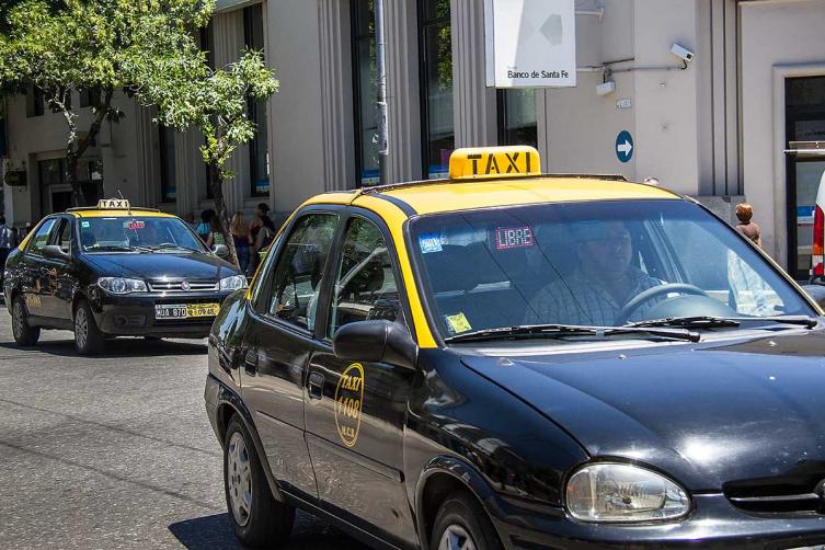 Taxistas y remiseros pidieron más seguridad 