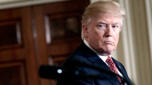 Trump indultó al ex sheriff que discriminaba a los inmigrantes latinos