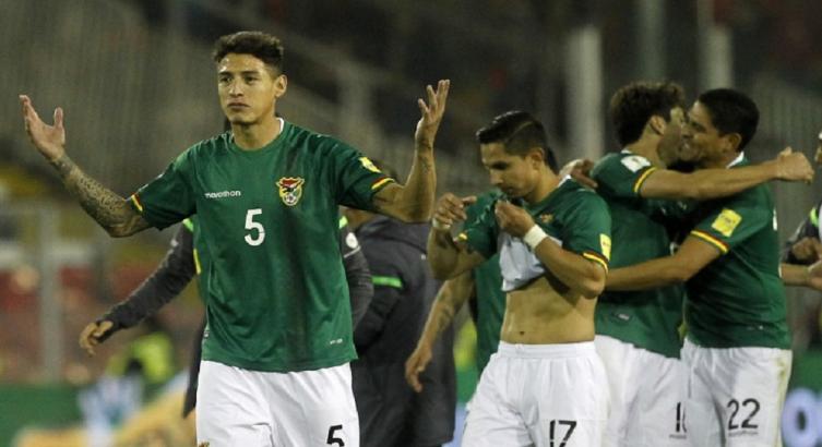 CHILE SIGUE CLASIFICADO Y LA ARGENTINA EN EL REPECHAJE DE LAS ELIMINATORIAS