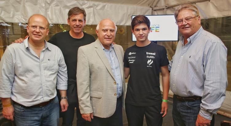 Lifschitz asistió en Santa Fe a la carrera nocturna del circuito callejero 