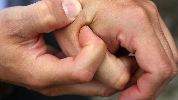 Chips subcutáneos para controlar todo con un movimiento de manos