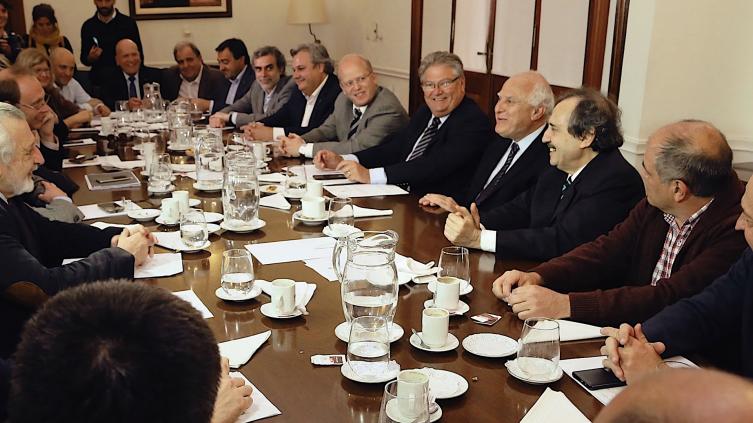 Lifschitz y su gabinete se reunieron con el diputado nacional Ricardo Alfonsín