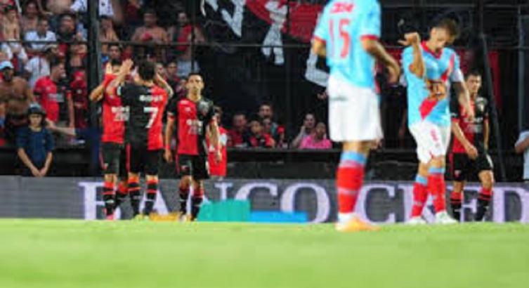 COLÓN BUSCARÁ GANARLE A ARSENAL EN SU CASA