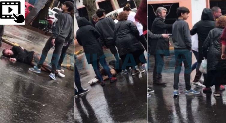 RICARDO DARÍN AYUDÓ A UNA PERSONA TIRADA EN LA CALLE EN PLENO DILUVIO