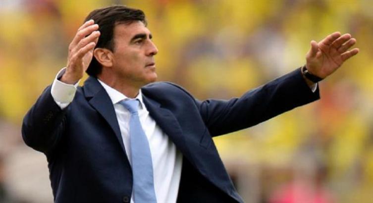 Eliminatorias: Ecuador despidió al DT Quinteros a un mes del partido contra la Argentina