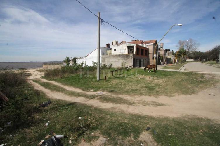 Limpian la zona de Playa Norte