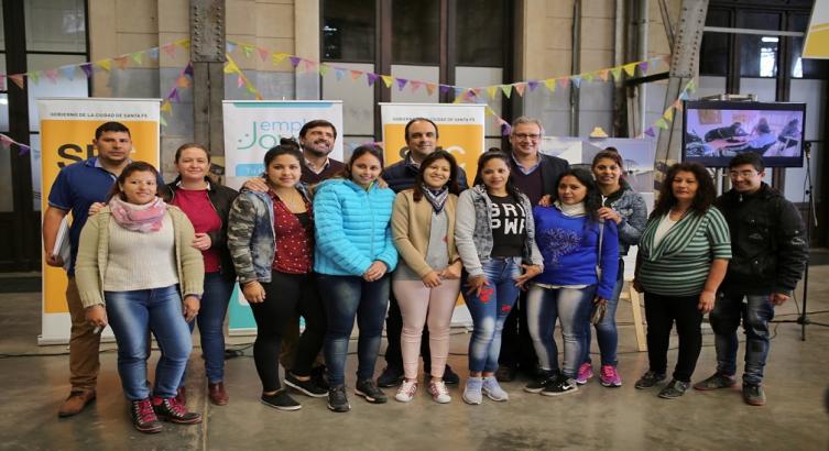  Más de 500 jóvenes dieron un nuevo paso hacia un futuro mejor
