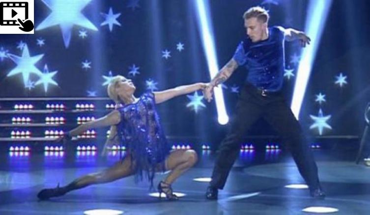 EL POLACO BAILÓ CHA CHA CHA Y 