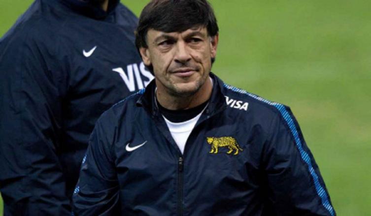 HOURCADE CONFIRMÓ EL EQUIPO PARA ENFRENTAR A ALL BLACKS