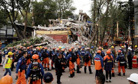 A diez días del terremoto, ya son 355 los muertos en México