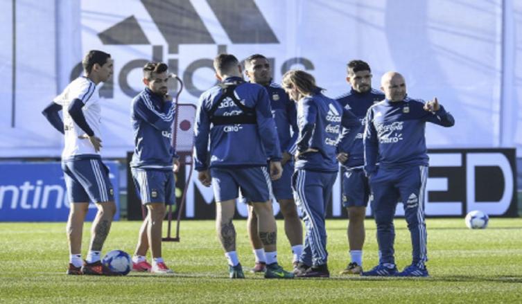 LA ARGENTINA DE SAMPAOLI COMENZÓ LOS ENTRENAMIENTOS