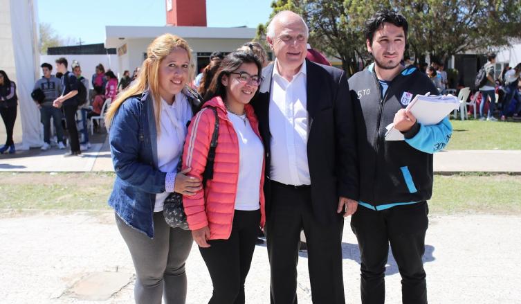 “La violencia y las adicciones no son problemas propios de los jóvenes sino de una sociedad que perdió muchos valores”