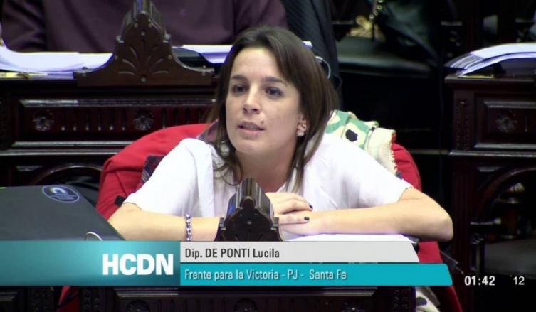 Una diputada santafesina  viajó para hacerle juicio a Twitter 