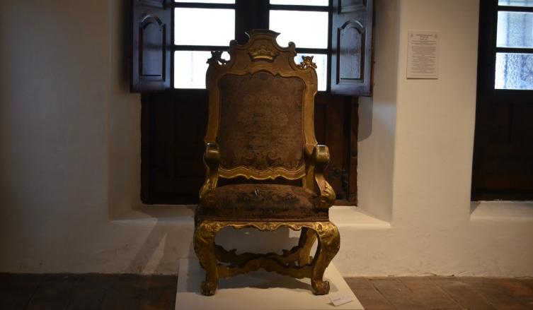 El Museo Histórico exhibirá un sillón litúrgico del siglo XVIII  